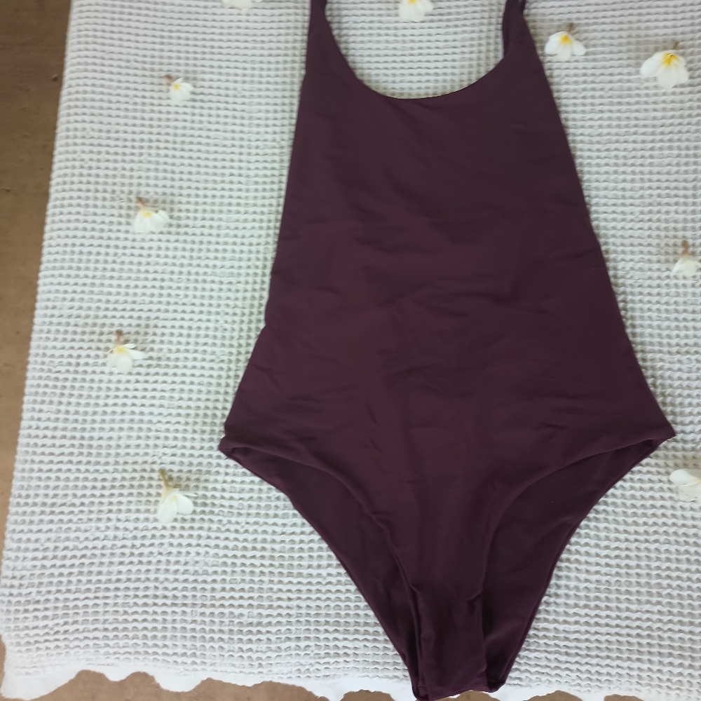 Women's swimsuit